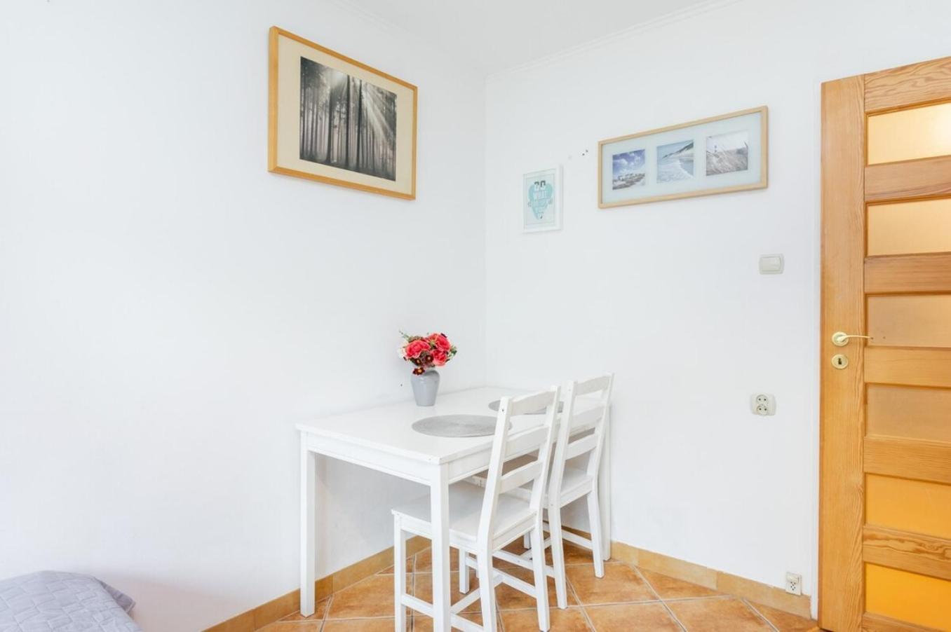Cinnamon Apartment Metro Swietokrzyska Varsavia Esterno foto